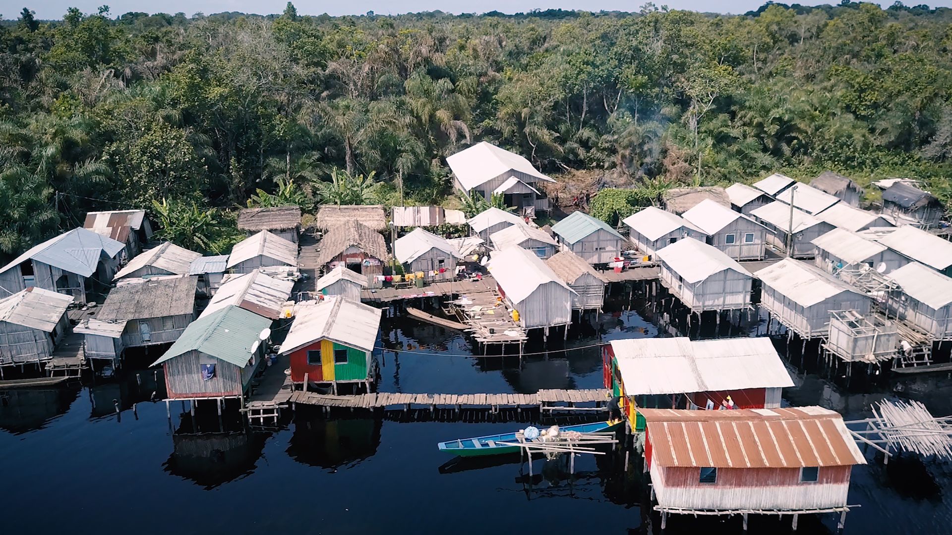 Nzulezo Stilt Village